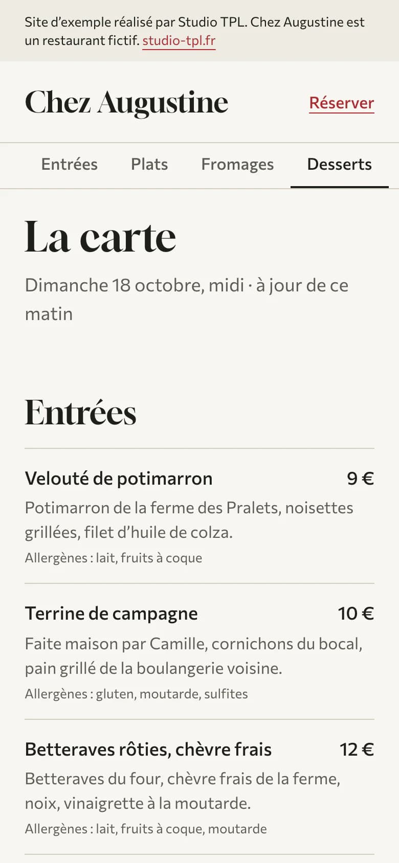 La carte sur téléphone : onglets par catégorie, puis les entrées avec leur prix et leurs allergènes